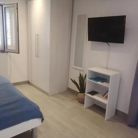 Haracic Apartment *