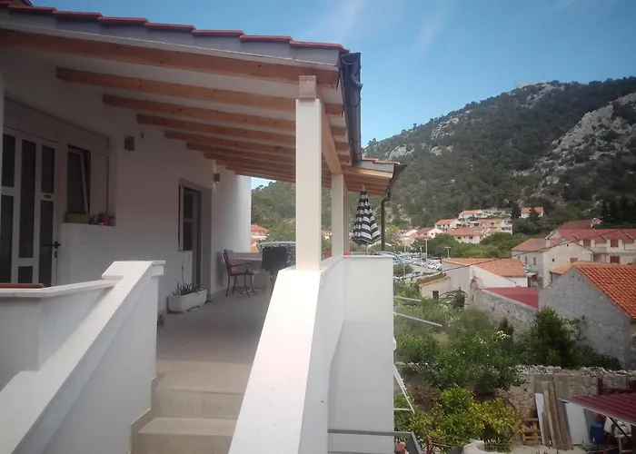 Haracic Apartman Hvar Town