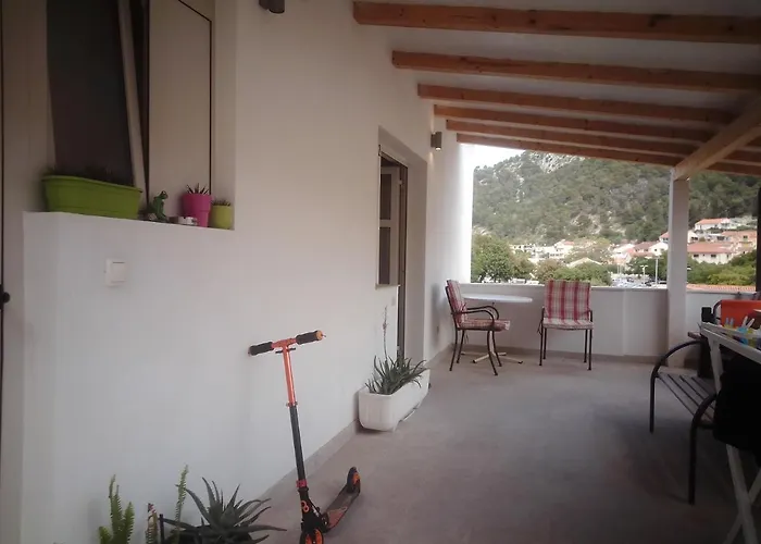 Haracic Hvar Town